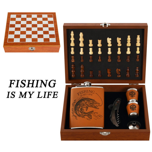 Комплект манерка с шах и аксесоари "FISHING is my life" 